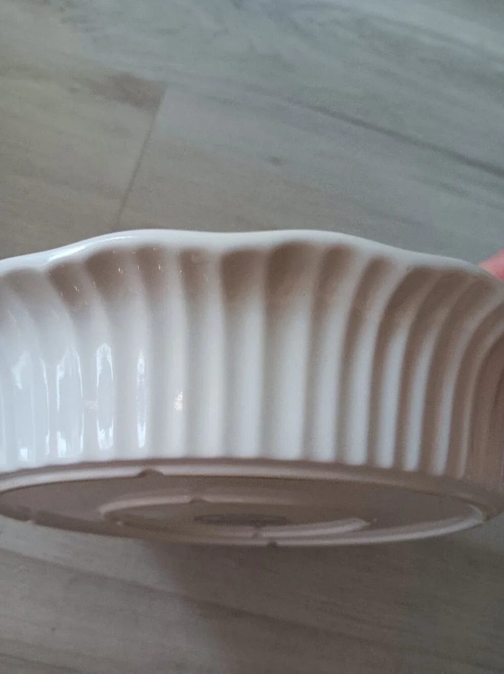 CorningWare Stoneware Baking Dish Serveware Fluted Pie Pan French White 9
